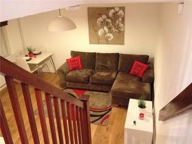 1 Bedroom End of Ter...